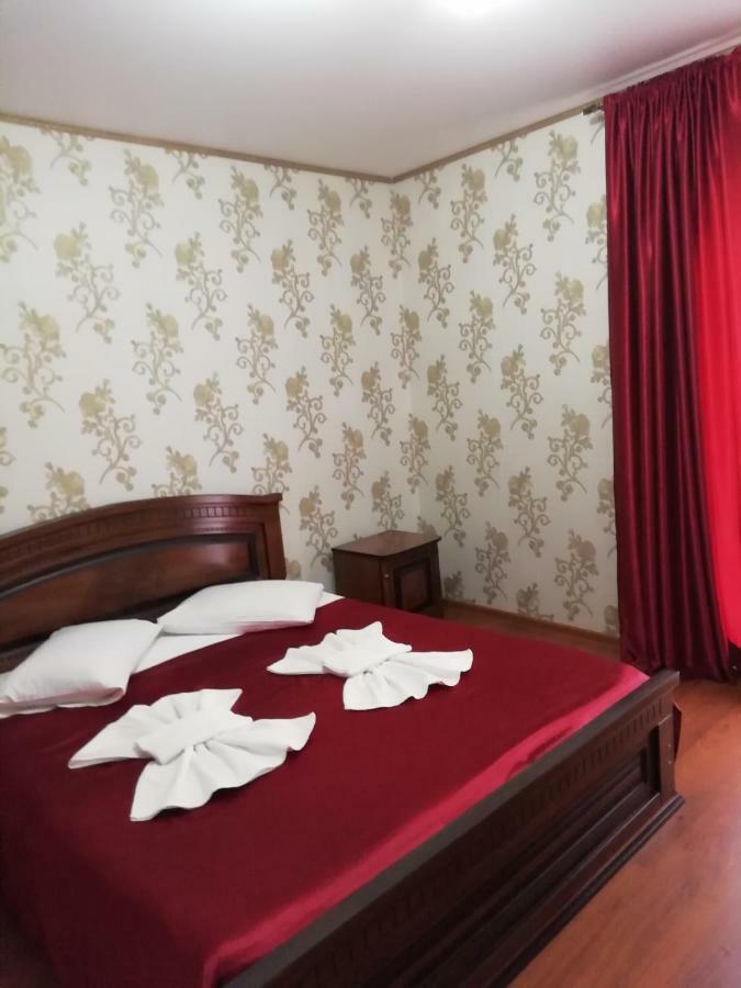 Mini-Hotel Yanson 2 가그라 외부 사진